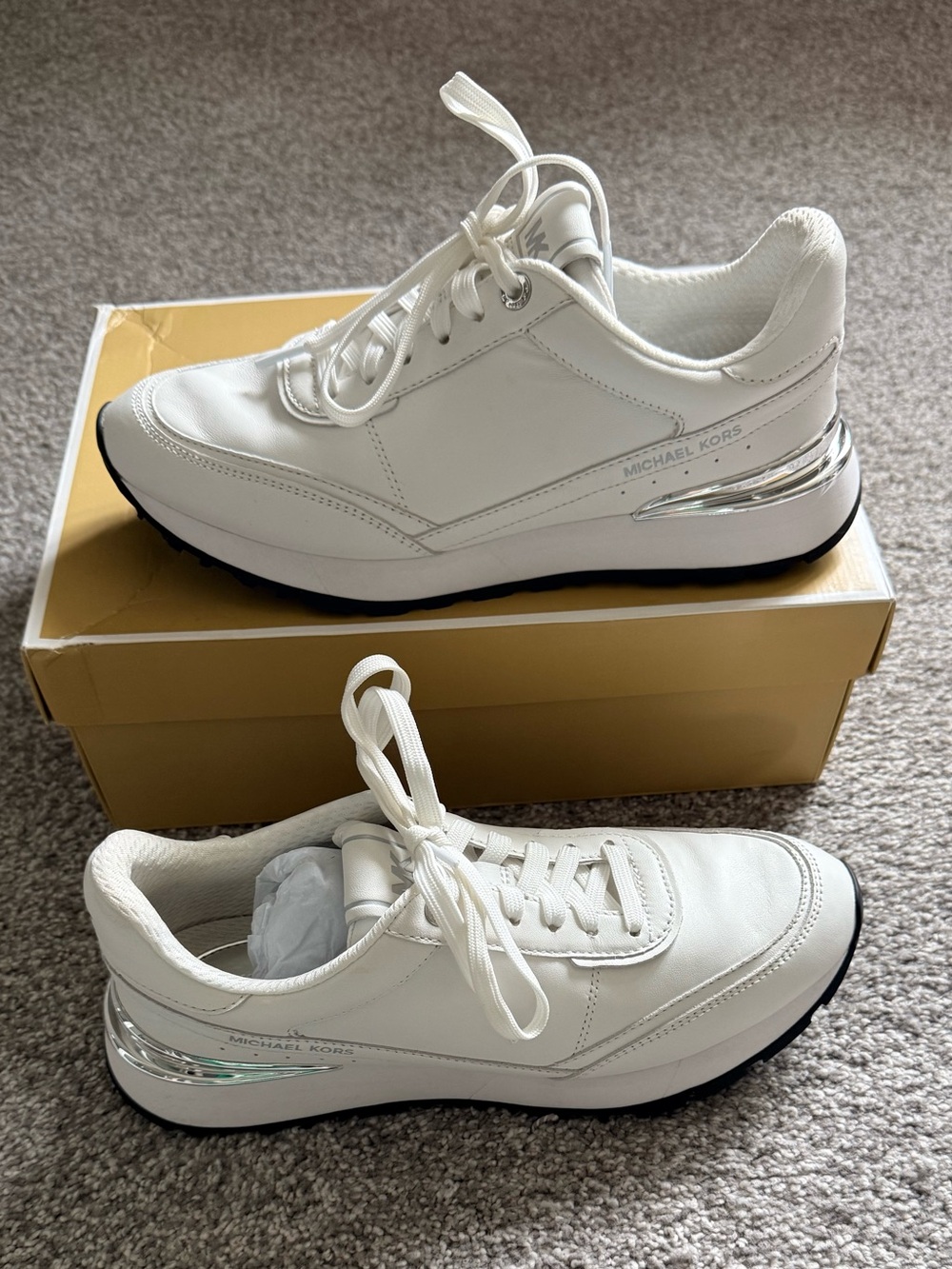 NEW Michael Kors Nova Trainer White Leather Sneakers – Women’s Size 8 – Box